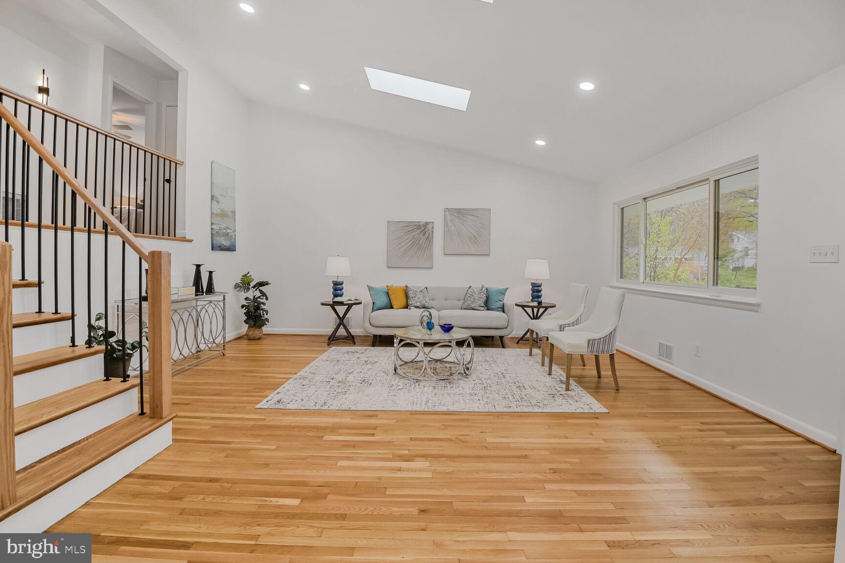 COUNTRY CLUB FOREST - Residential