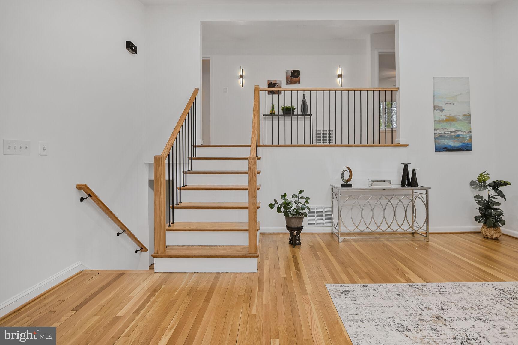 COUNTRY CLUB FOREST - Residential