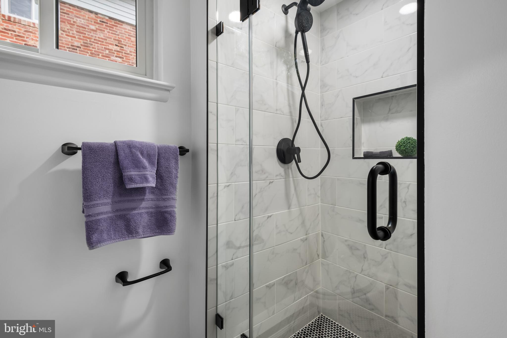 COUNTRY CLUB FOREST - Residential