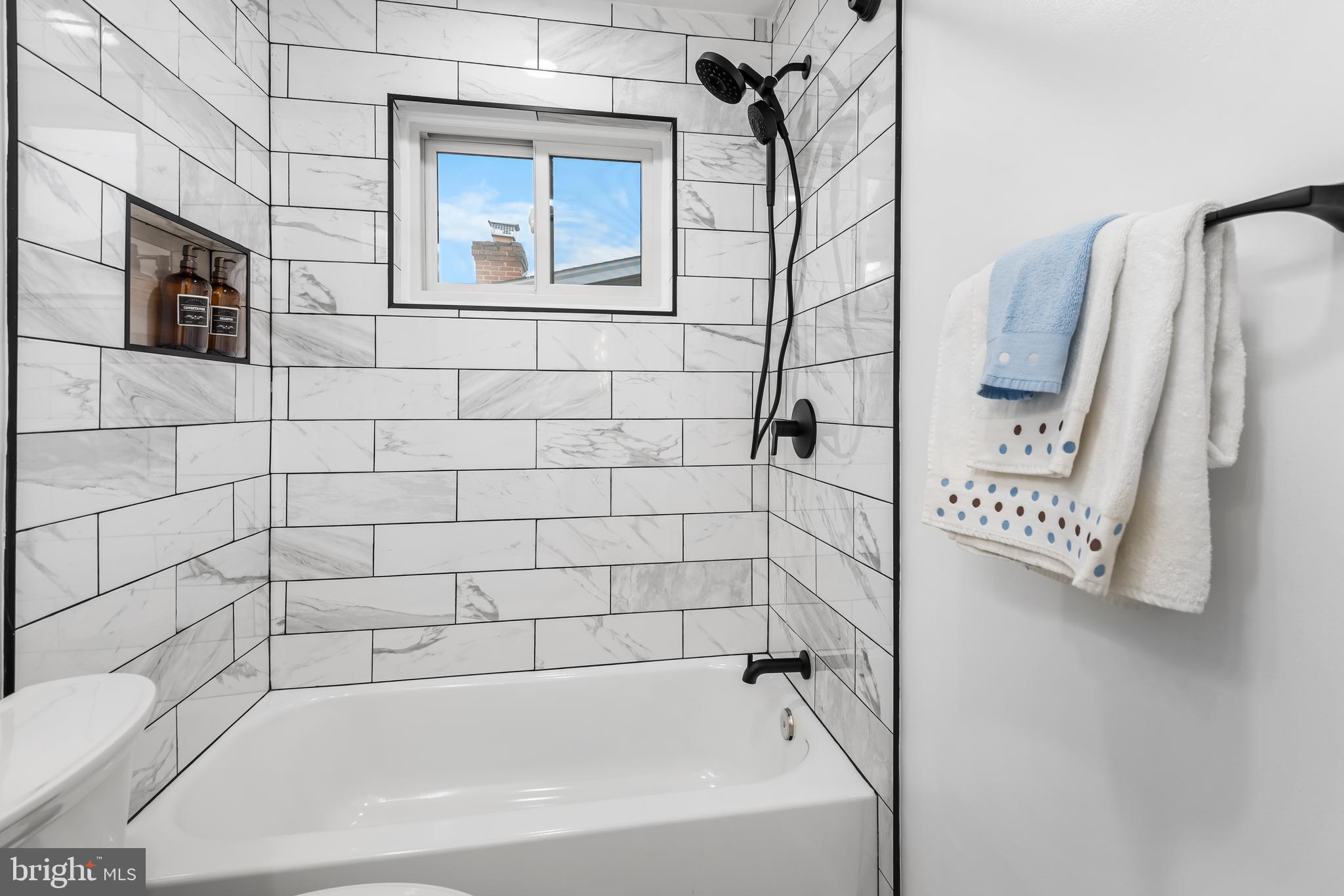 COUNTRY CLUB FOREST - Residential