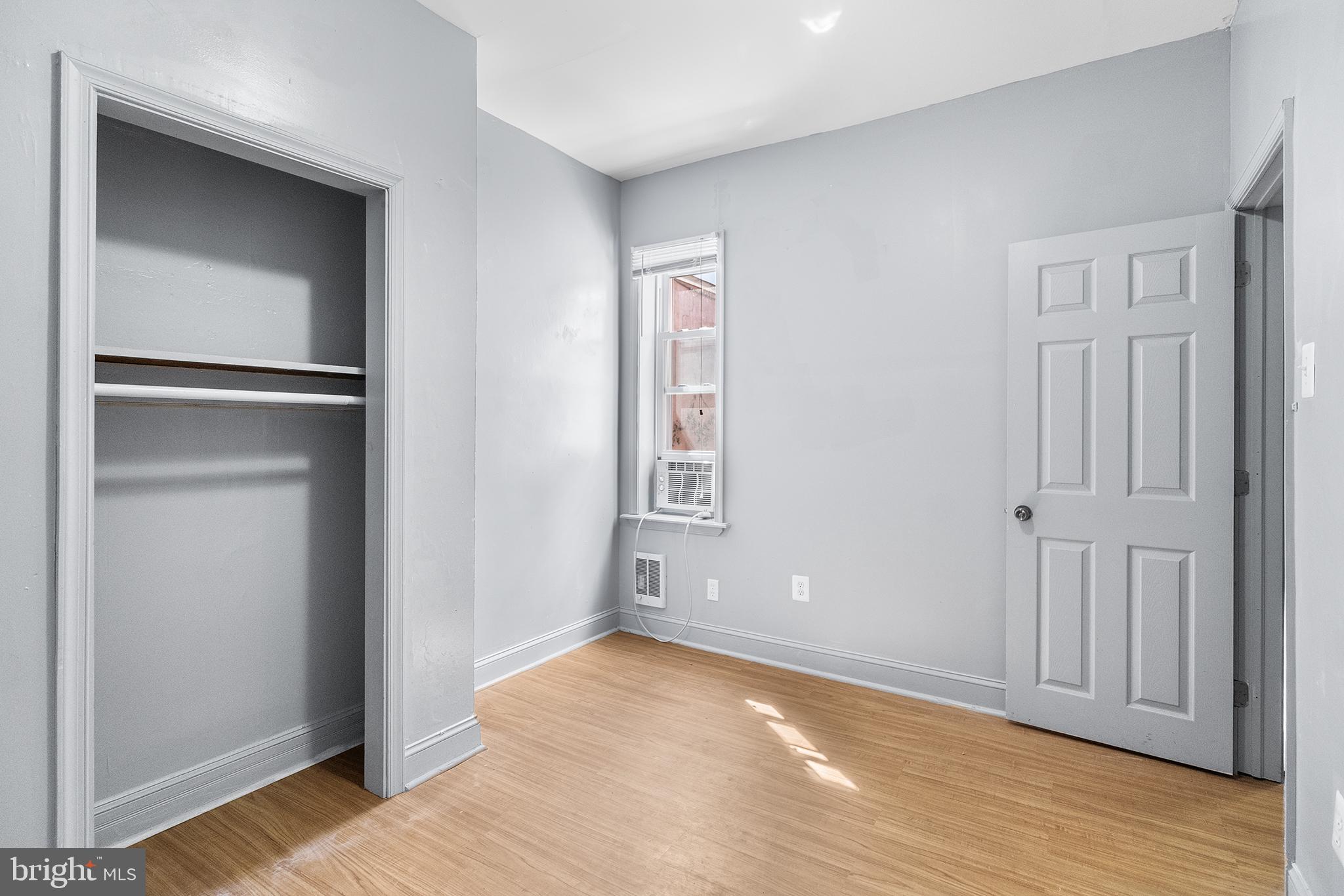 PHILADELPHIA - Residential