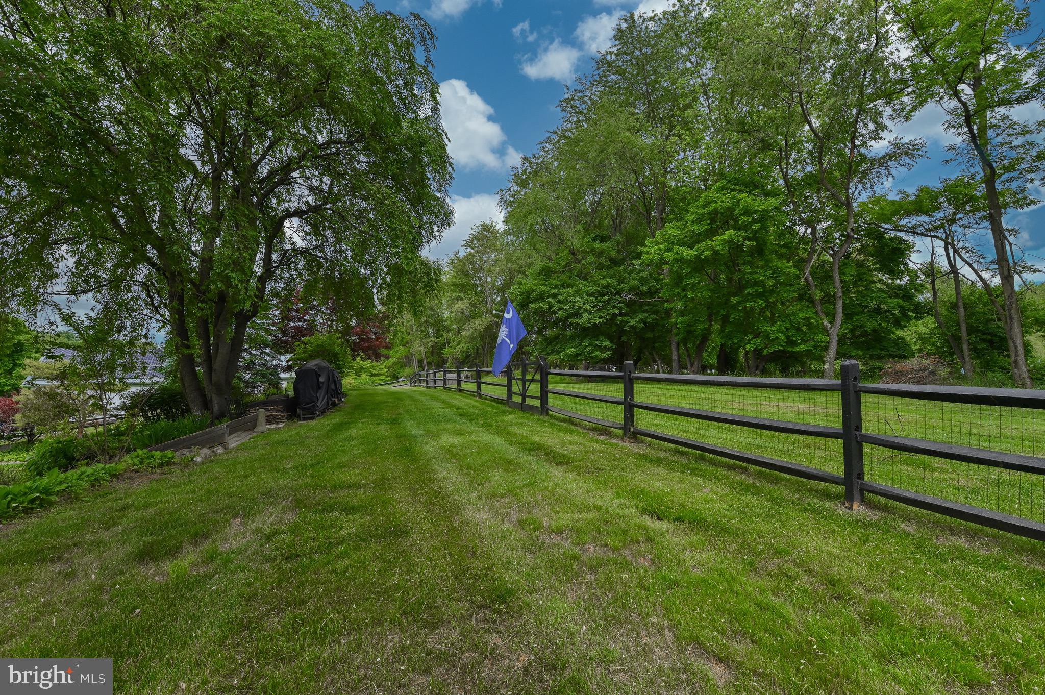 ROYALWOOD ESTATES - Residential