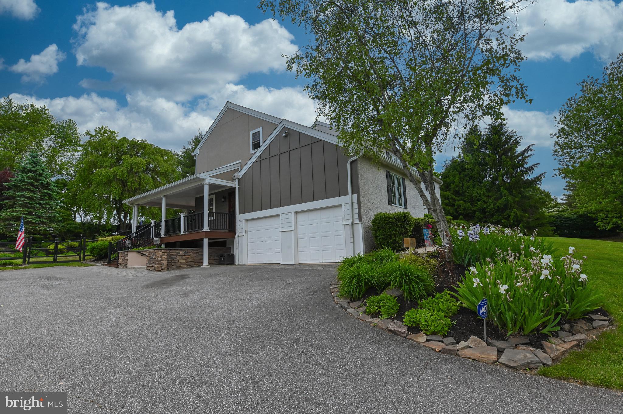 ROYALWOOD ESTATES - Residential