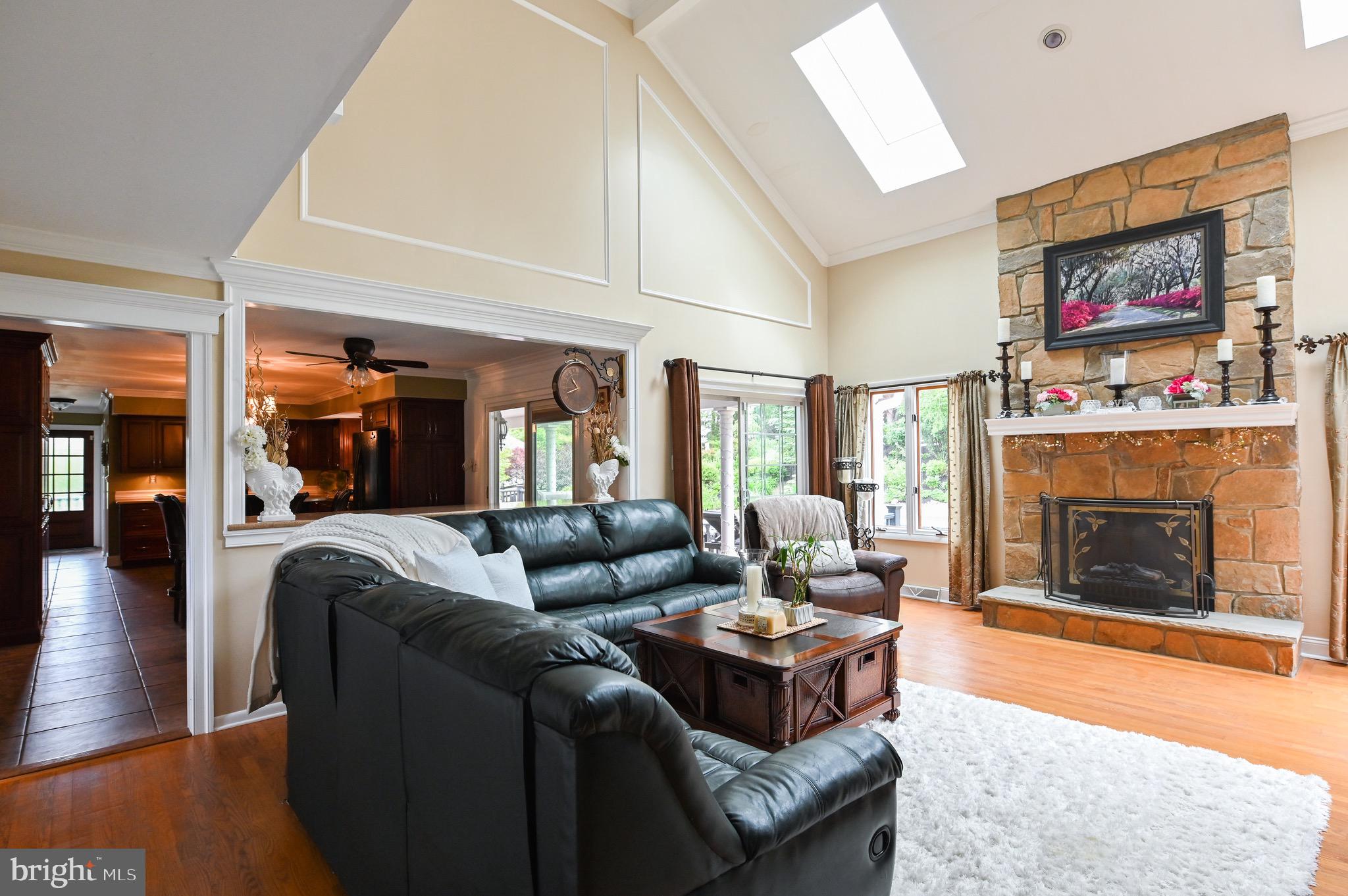 ROYALWOOD ESTATES - Residential