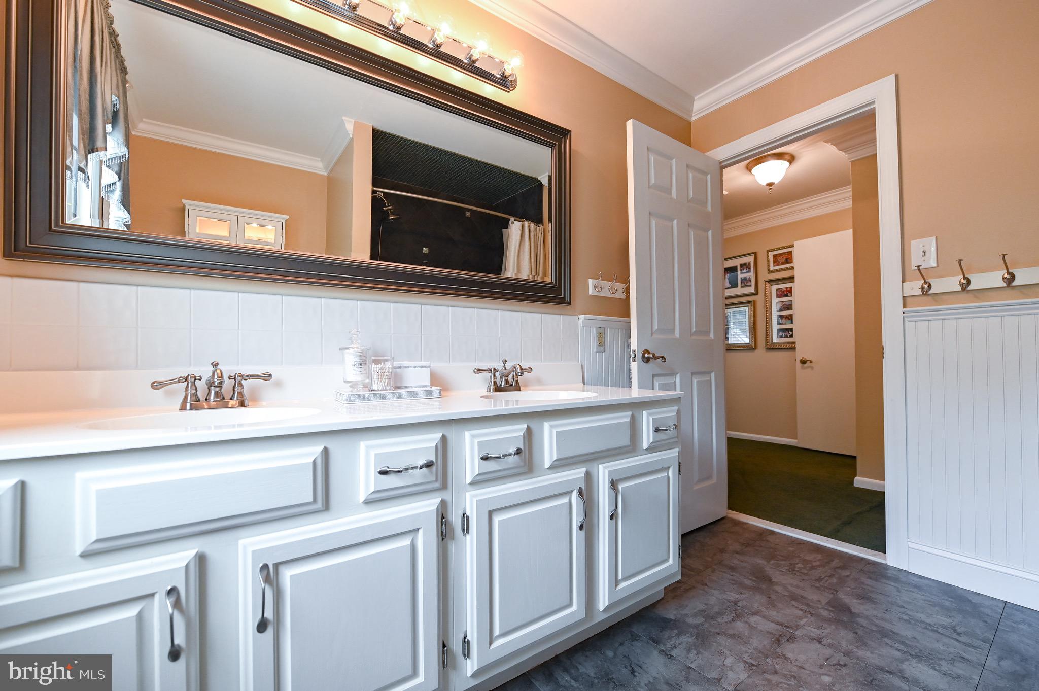 ROYALWOOD ESTATES - Residential