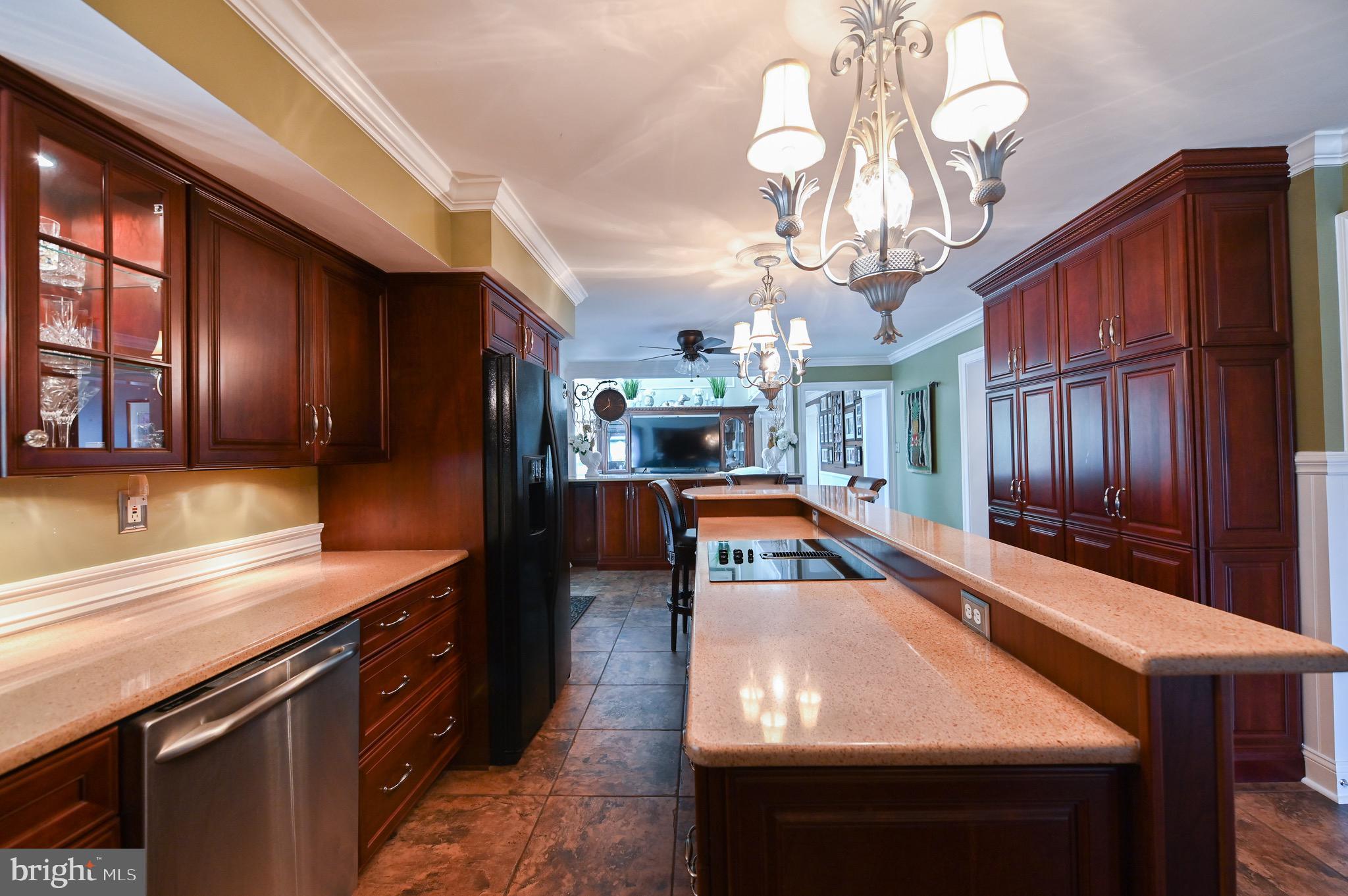 ROYALWOOD ESTATES - Residential