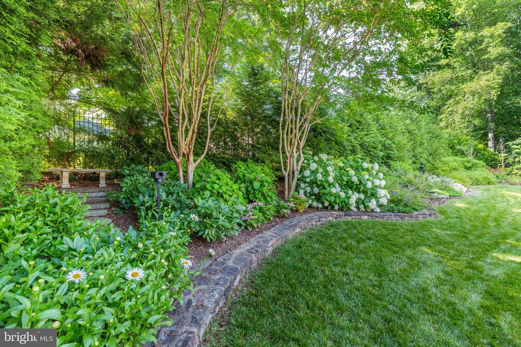 Photo of 2611 Bainbridge Lane, SILVER SPRING, MD 20906 (MLS # MDMC2204862)