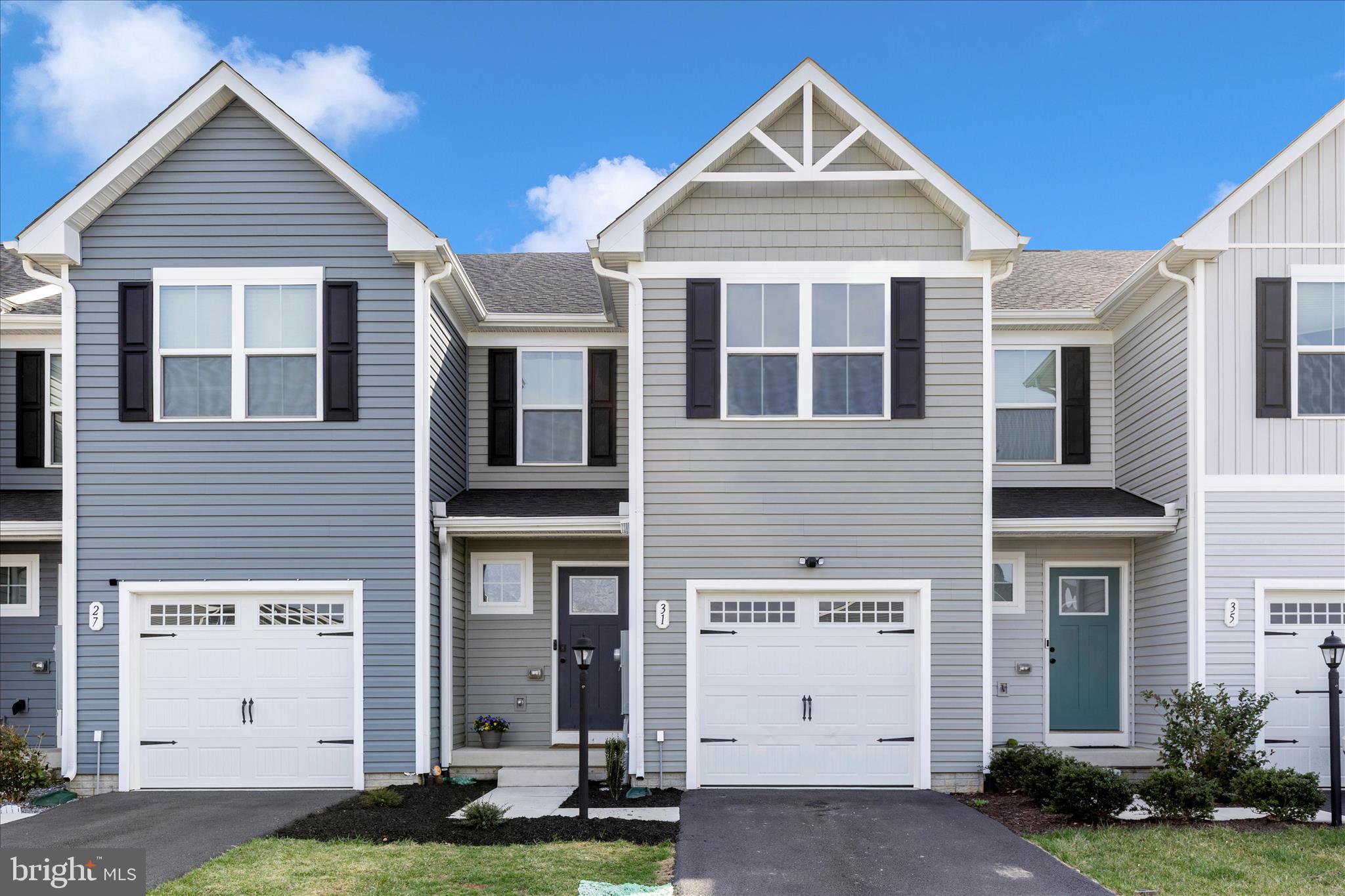 CARDINAL POINTE - Residential