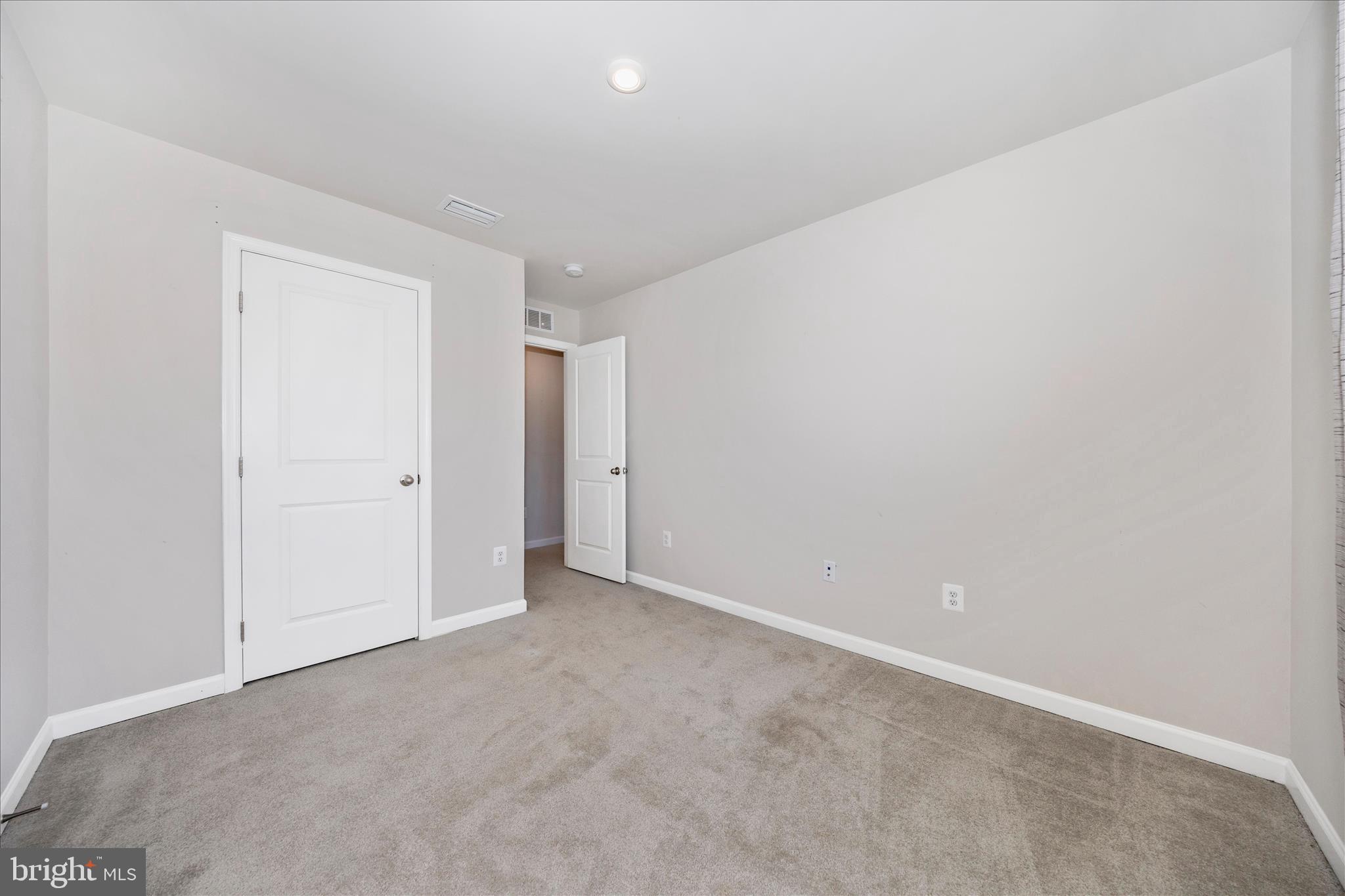 CARDINAL POINTE - Residential