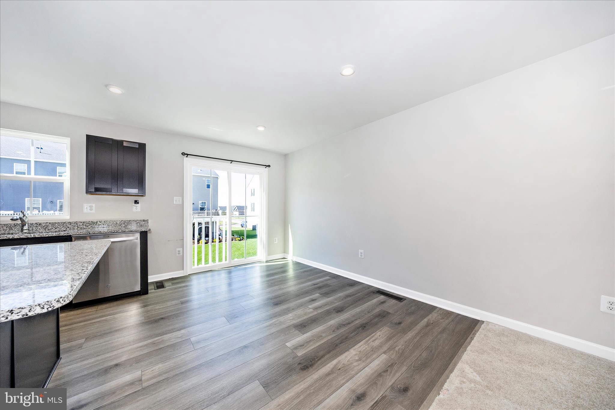 CARDINAL POINTE - Residential