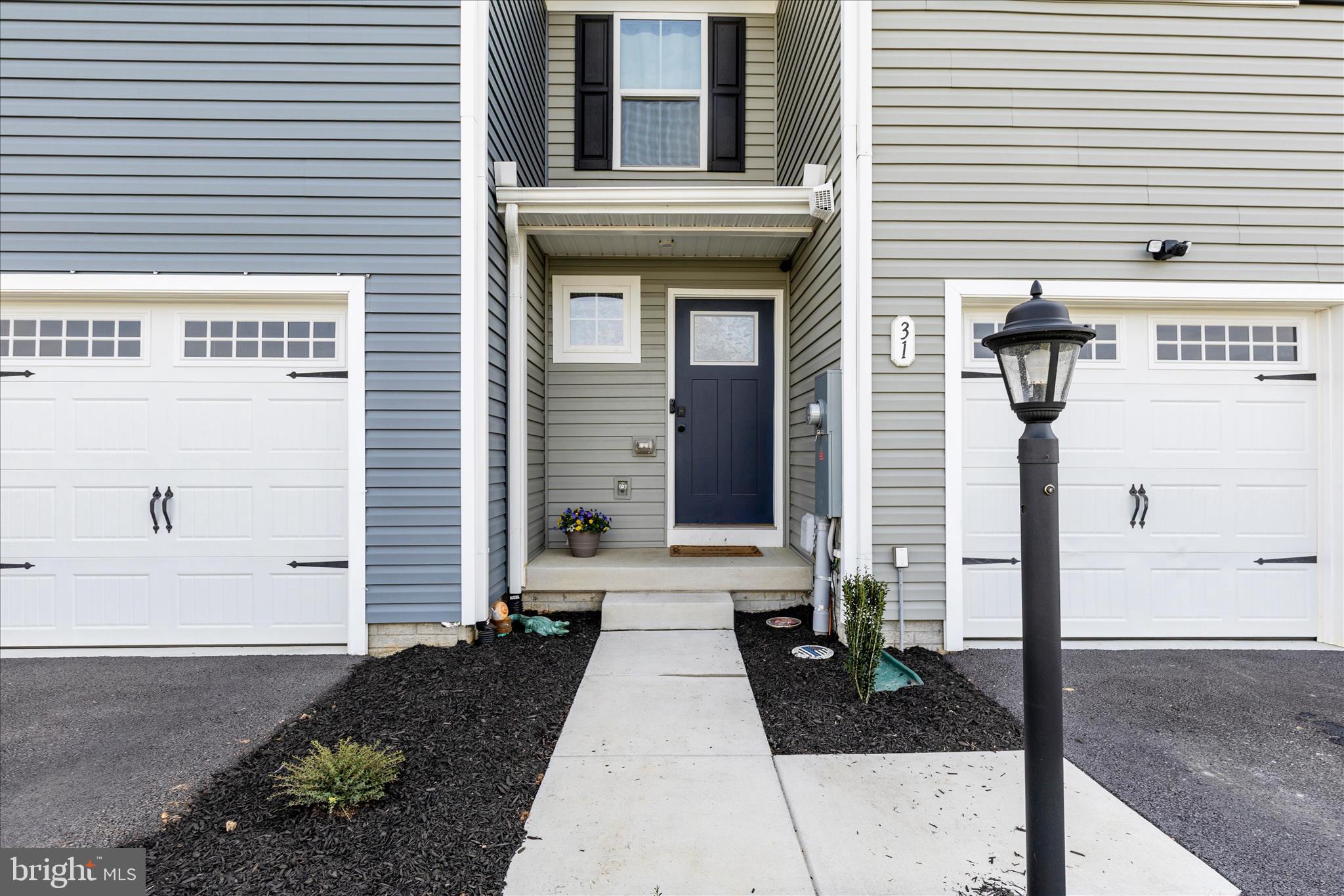 CARDINAL POINTE - Residential