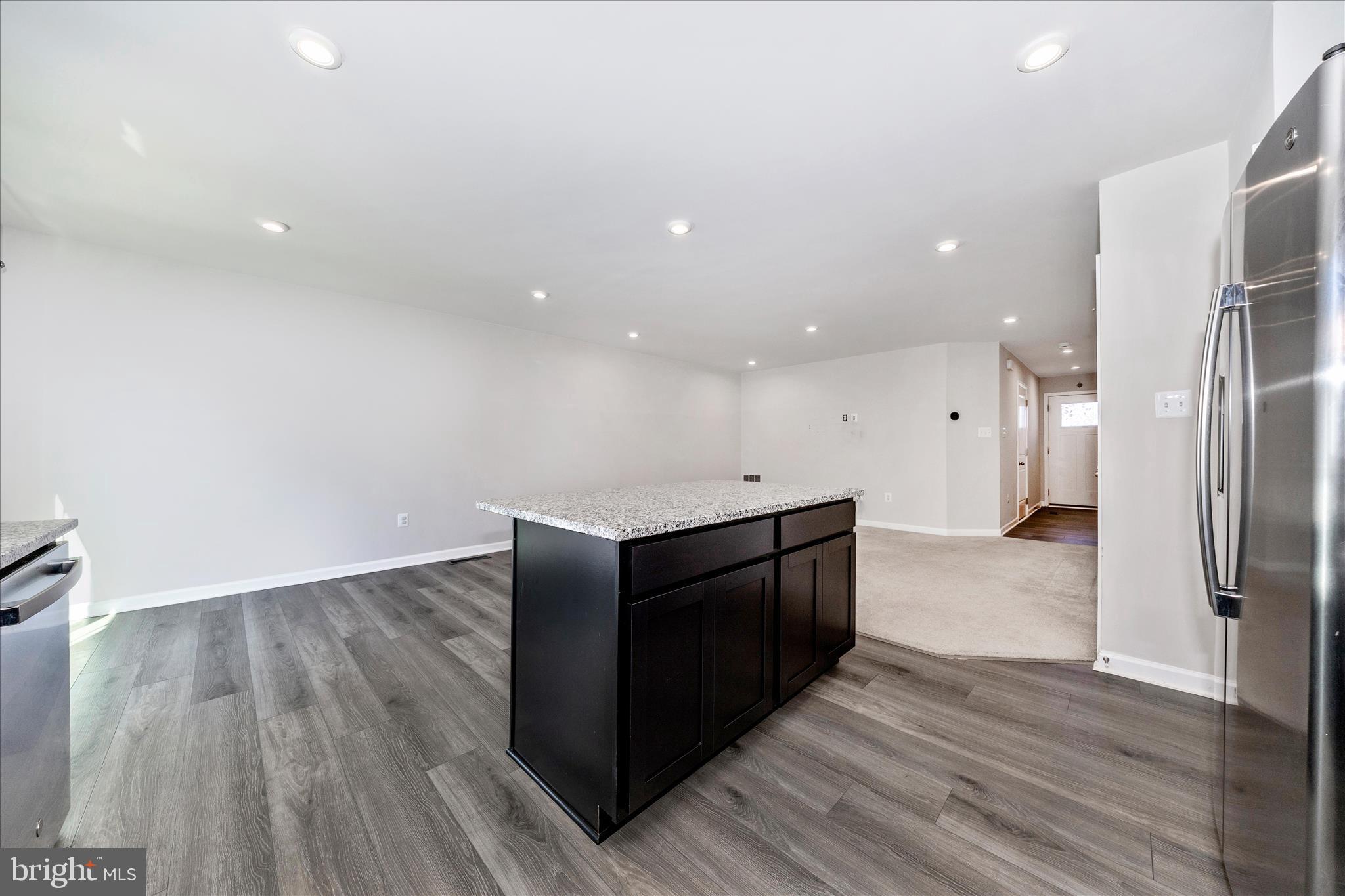 CARDINAL POINTE - Residential