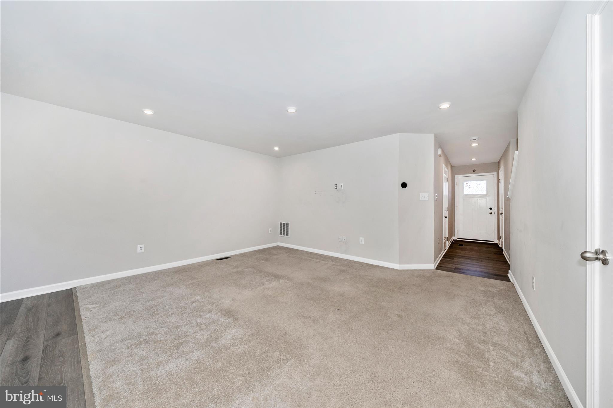 CARDINAL POINTE - Residential