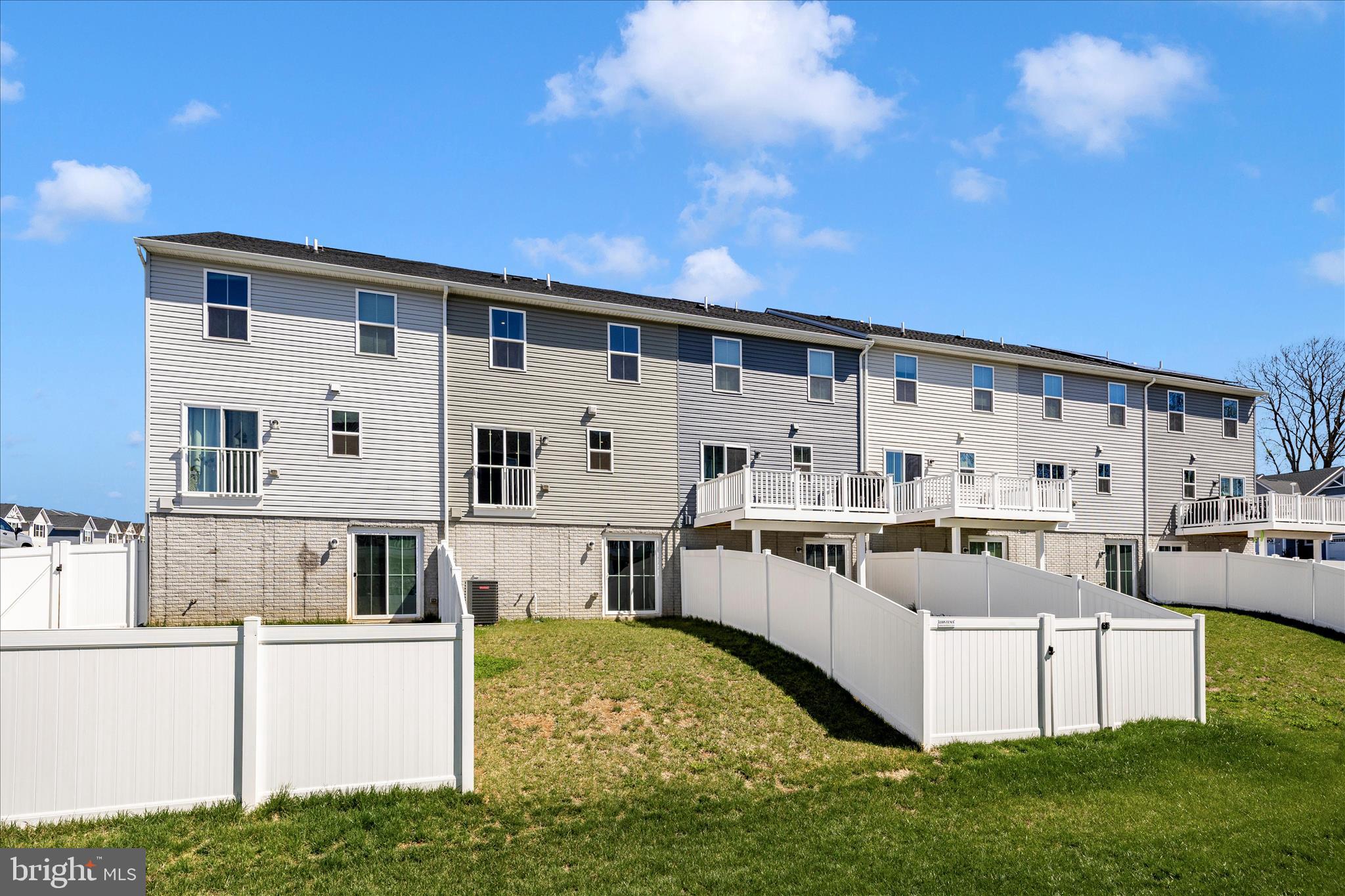 CARDINAL POINTE - Residential