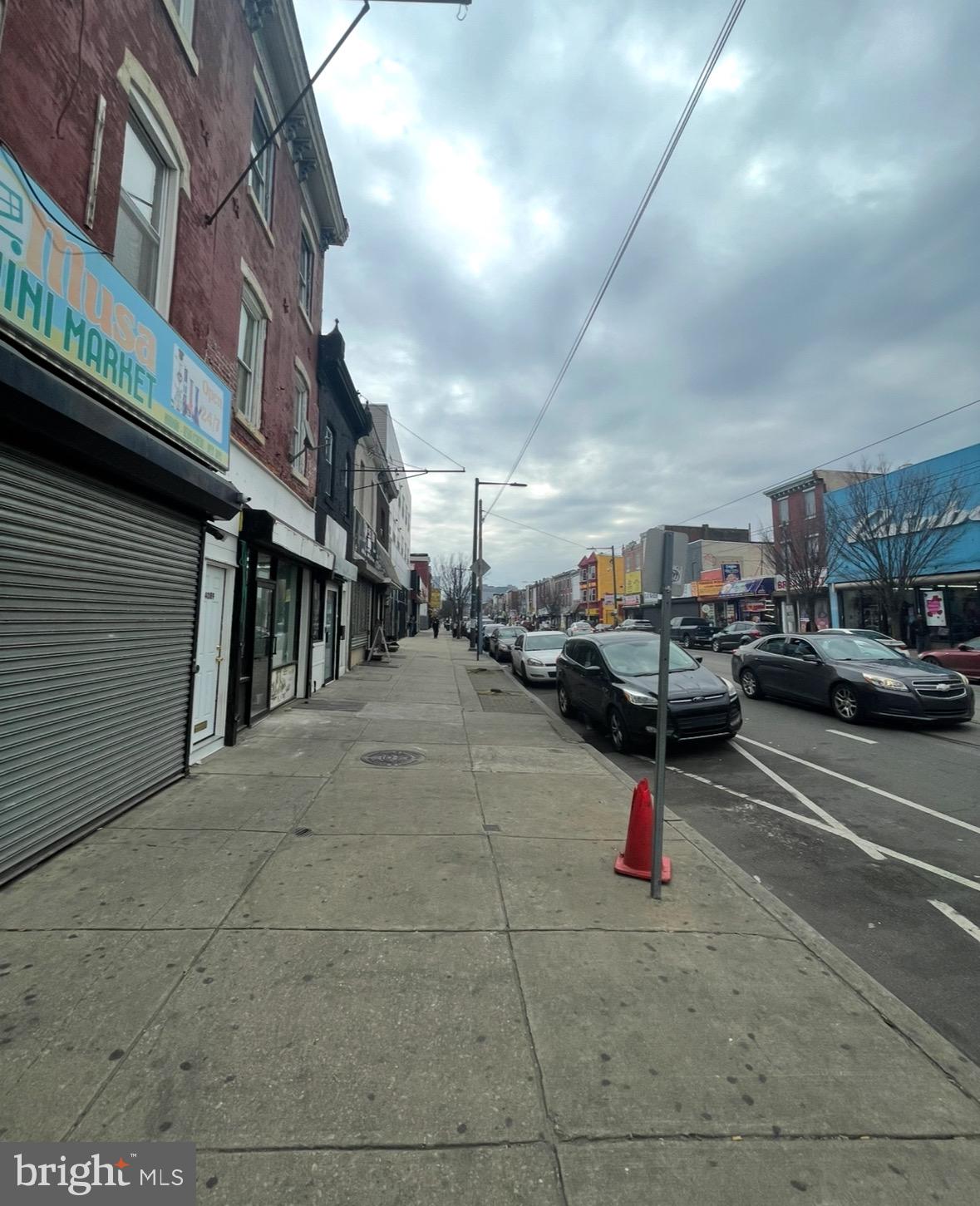 4087-1/2 LANCASTER AVENUE UNIT 2