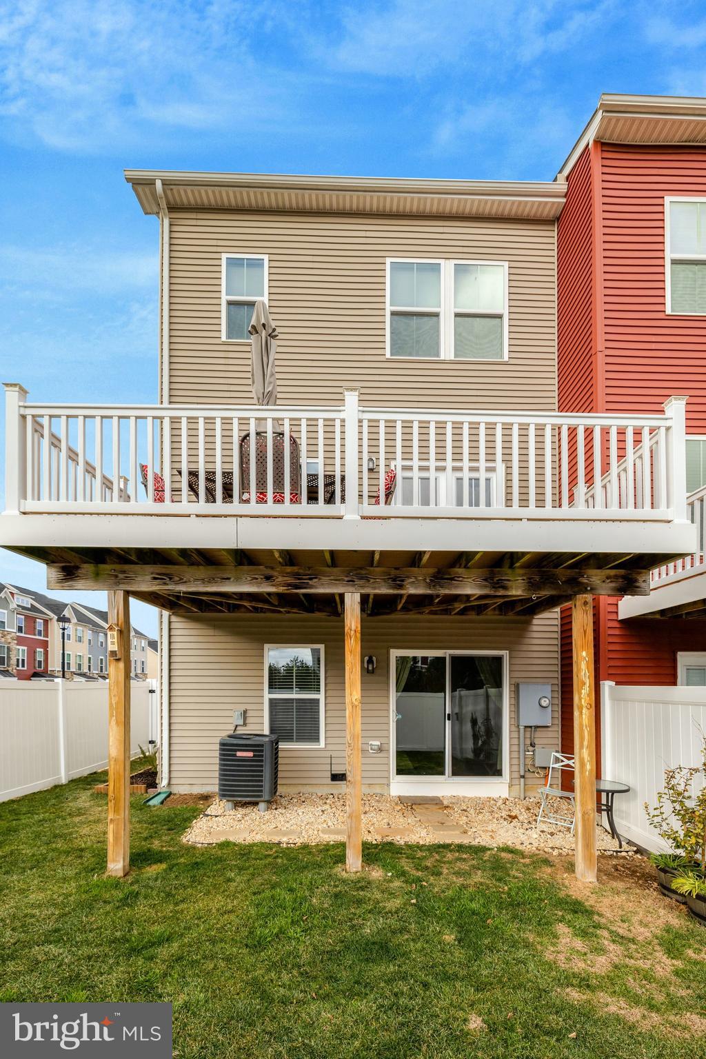 WEST RIDGE - Residential