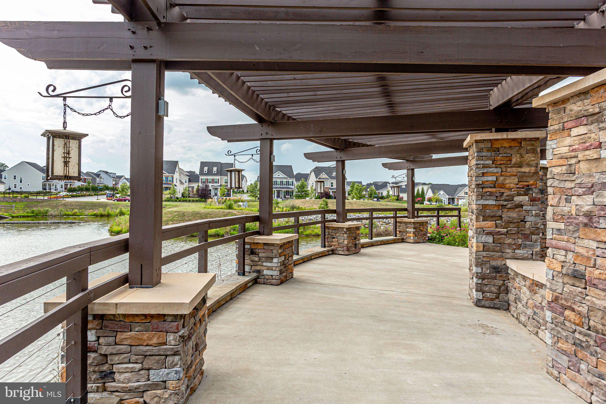 WEST RIDGE - Residential