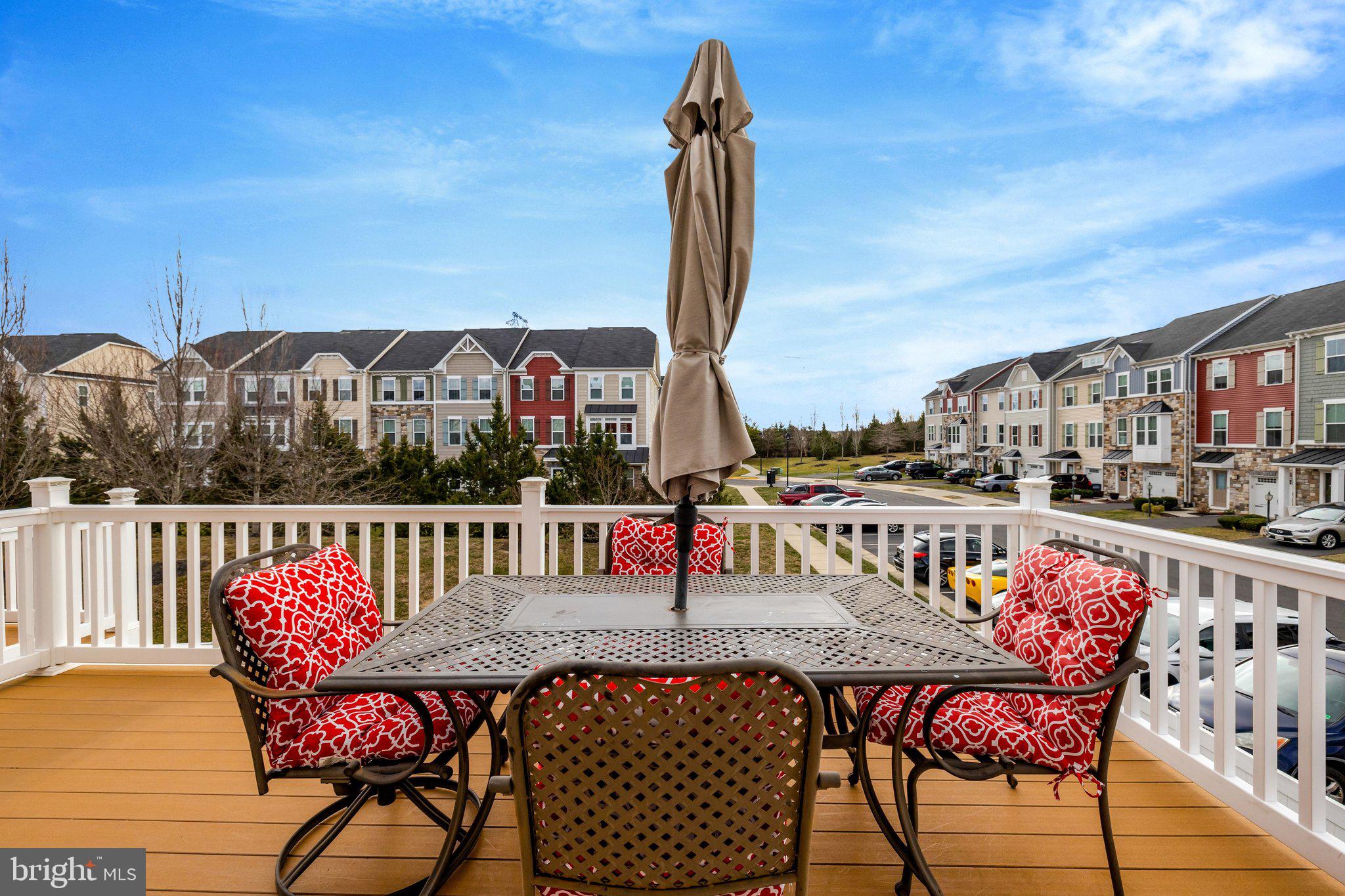 WEST RIDGE - Residential