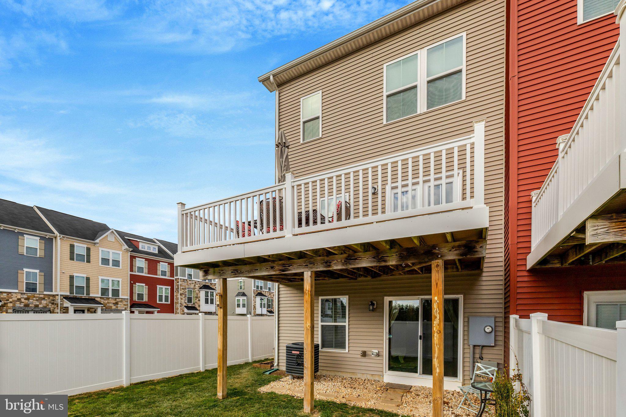 WEST RIDGE - Residential