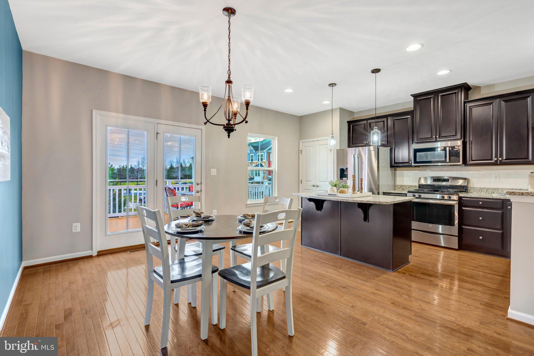 WEST RIDGE - Residential