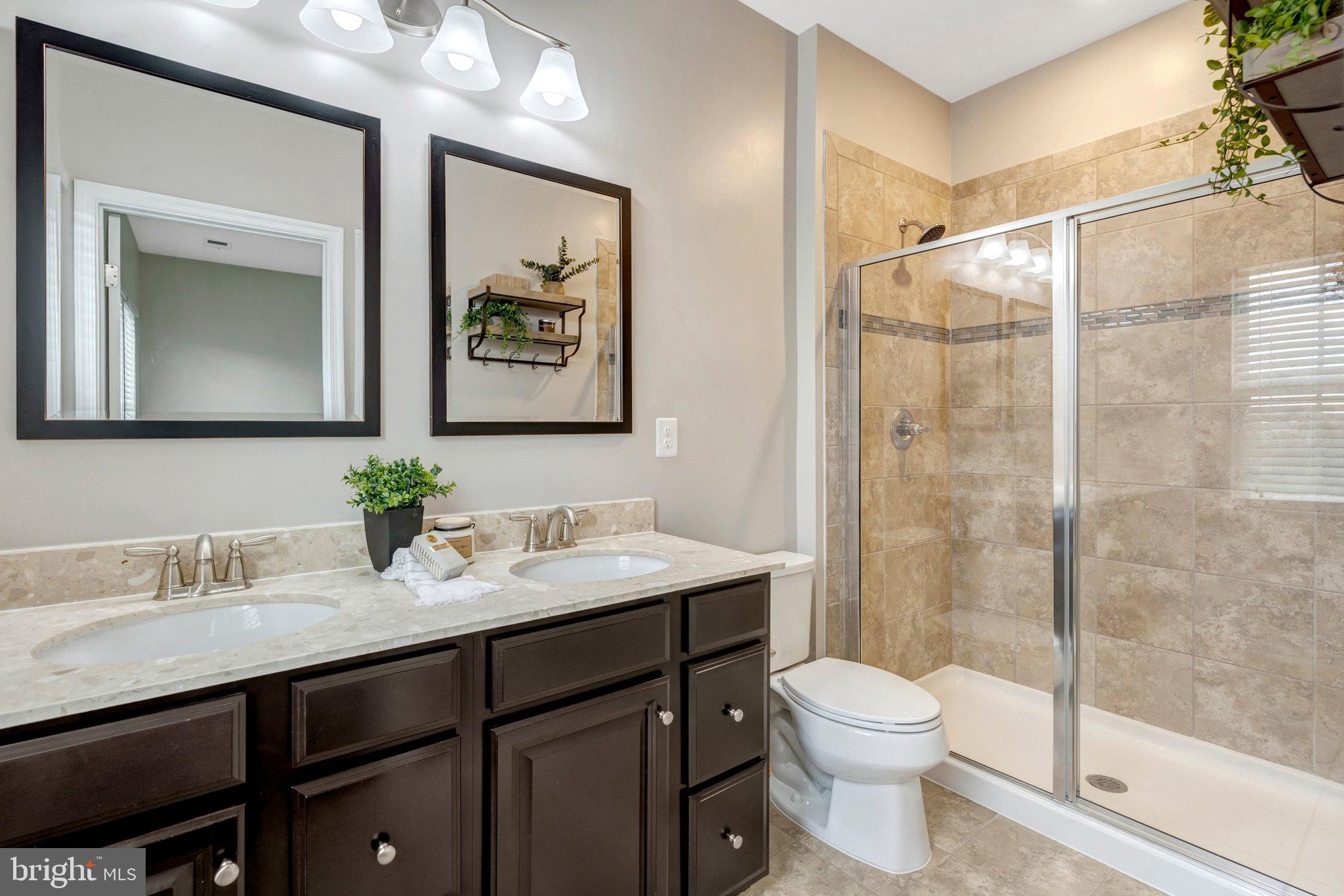 WEST RIDGE - Residential