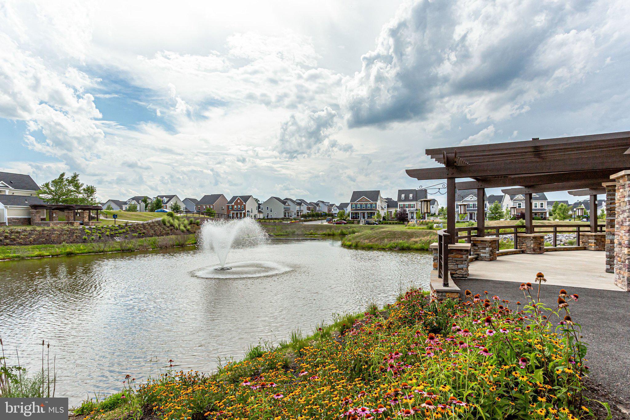 WEST RIDGE - Residential