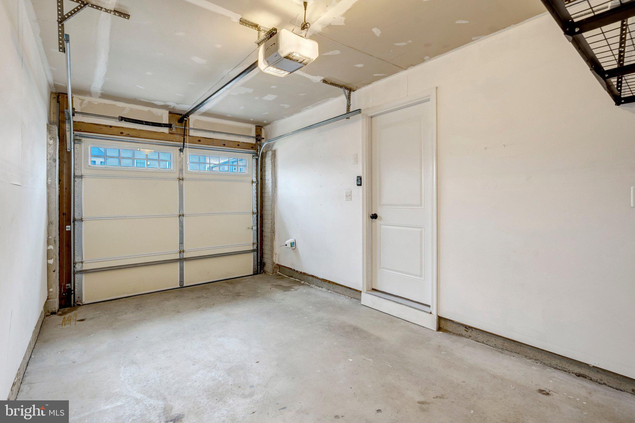 WEST RIDGE - Residential