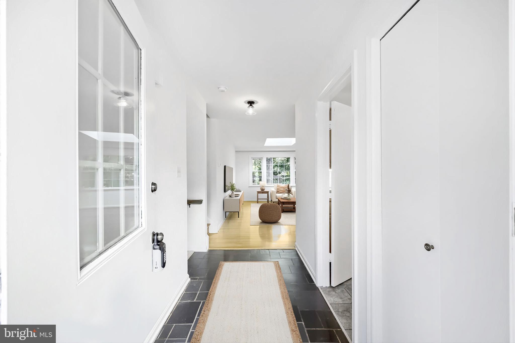 852 DIAMOND DRIVE