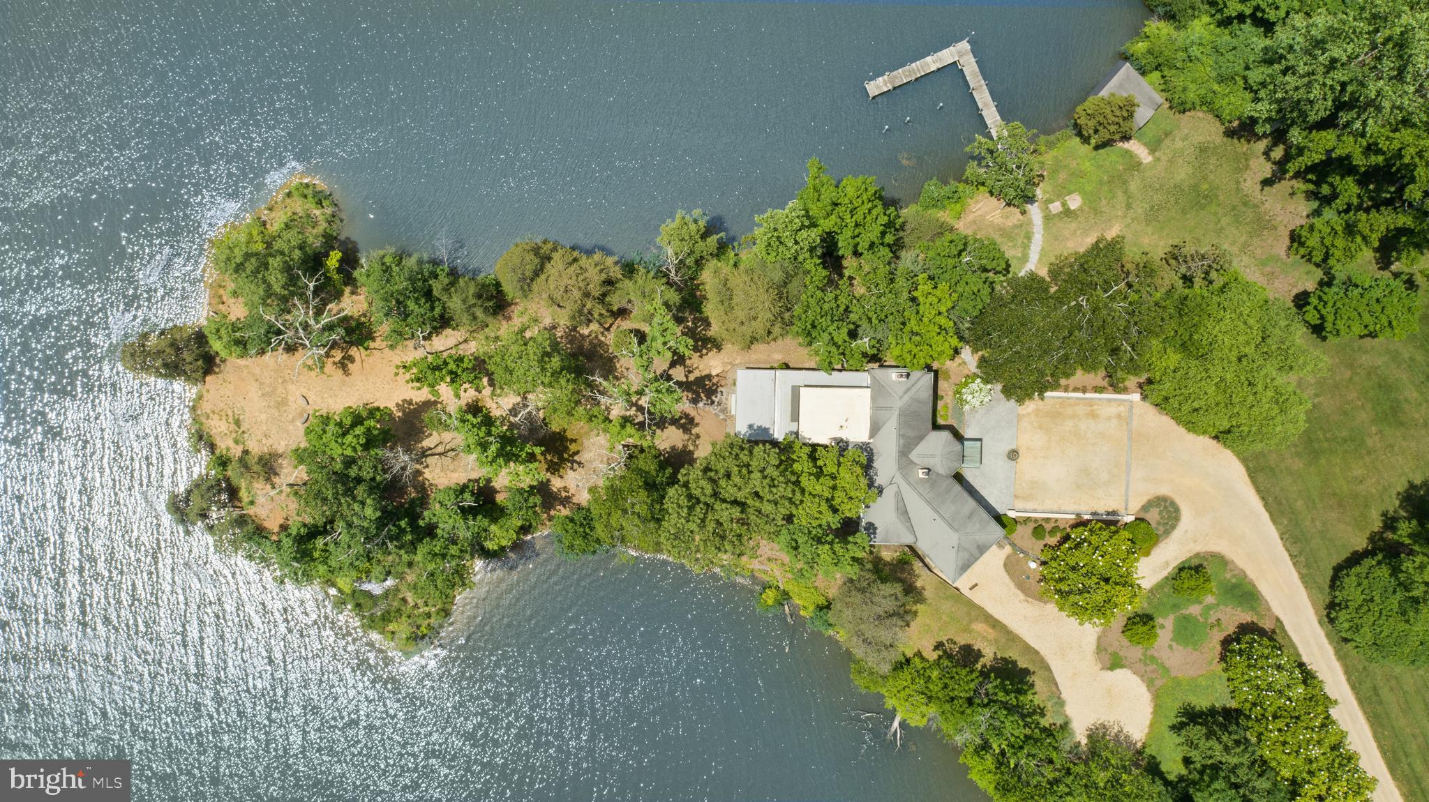 EDGEWATER - Residential