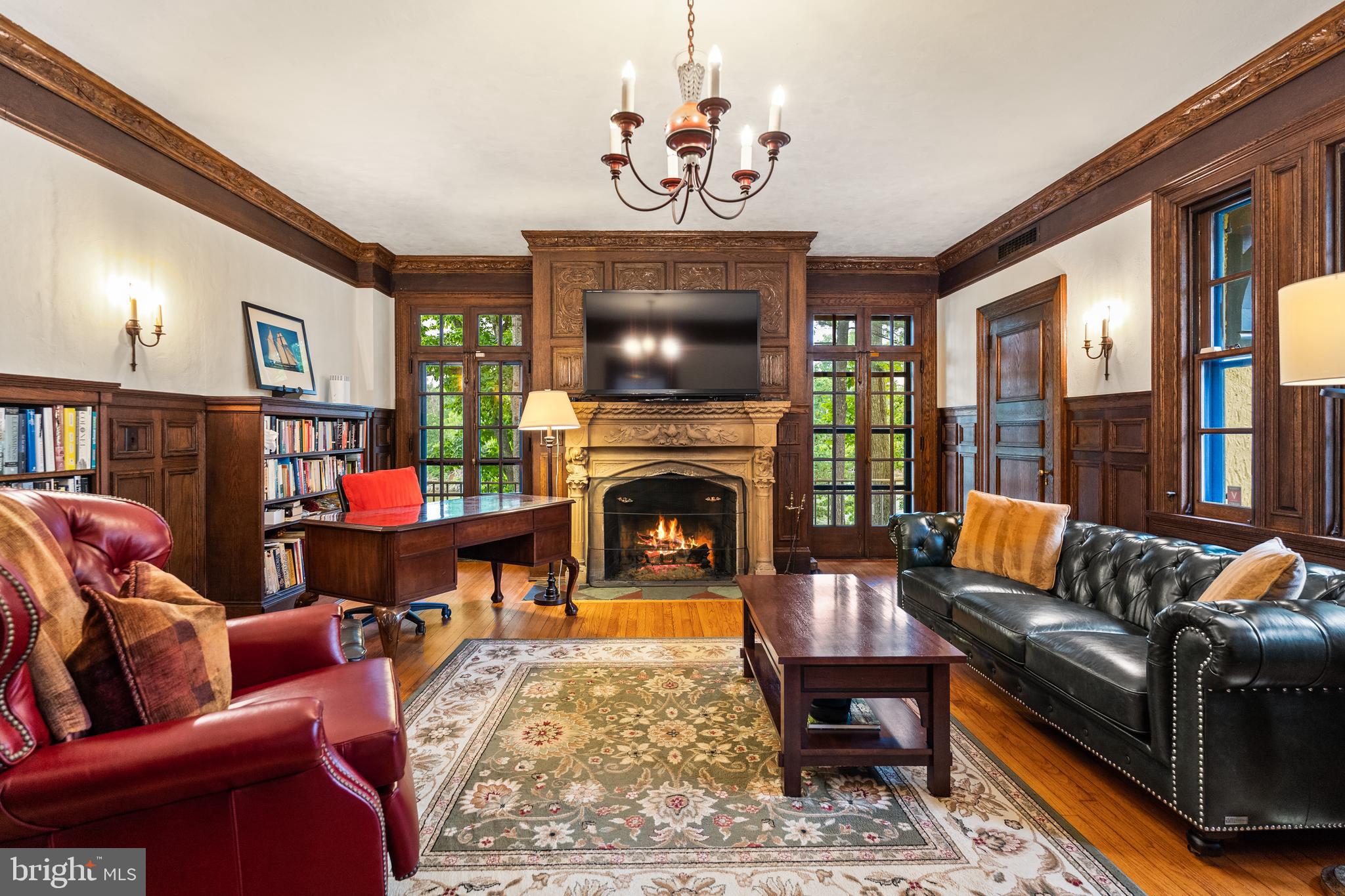 EDGEWATER - Residential