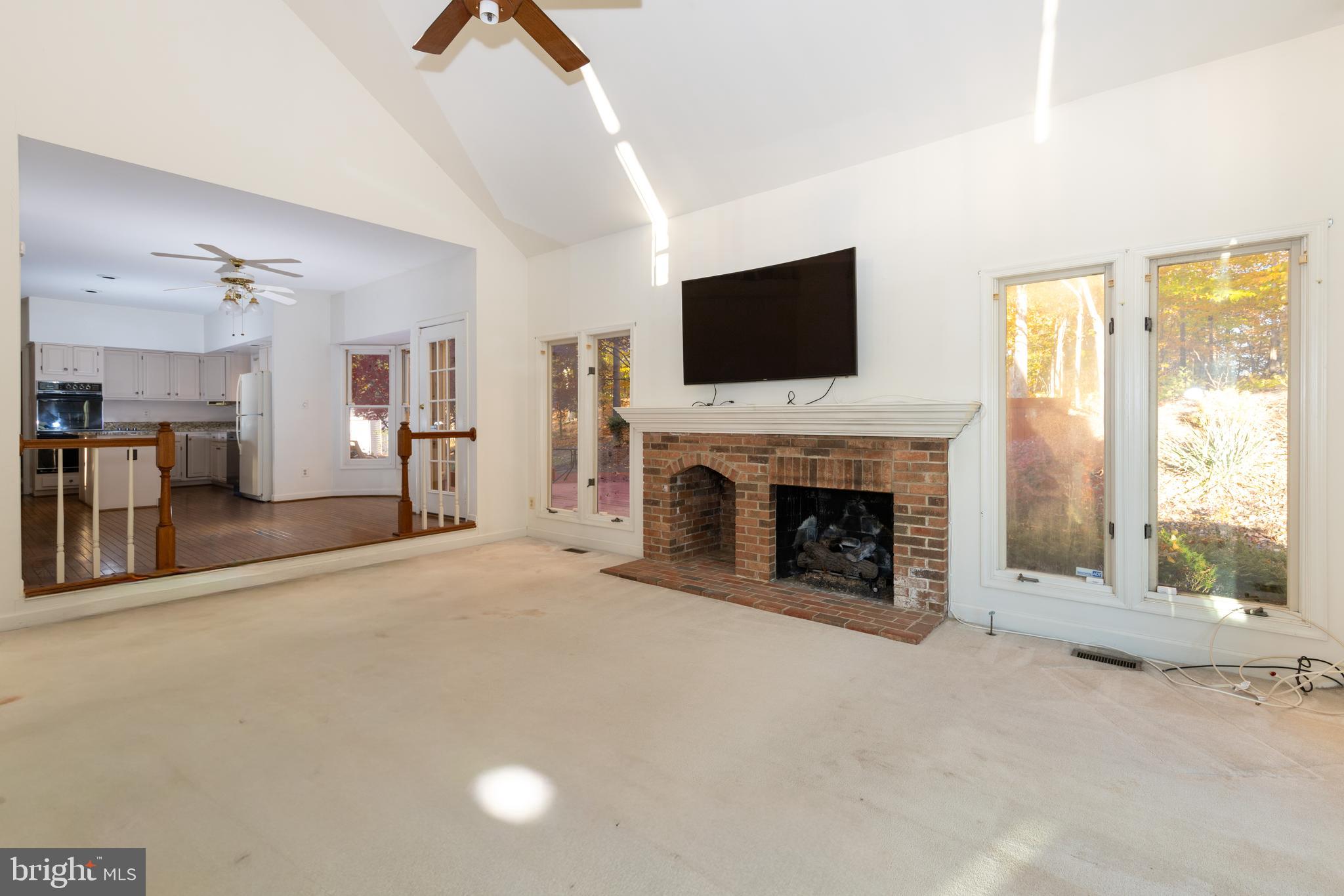 SOUTH RUN OAKS - Residential