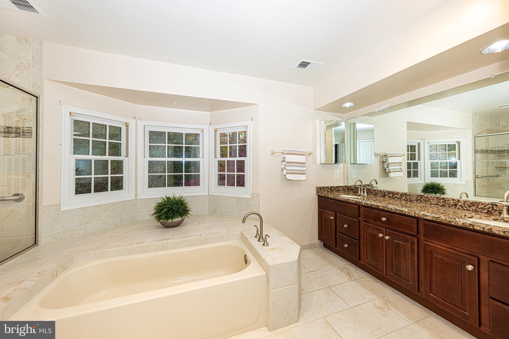 7981 OAK BRIDGE LANE