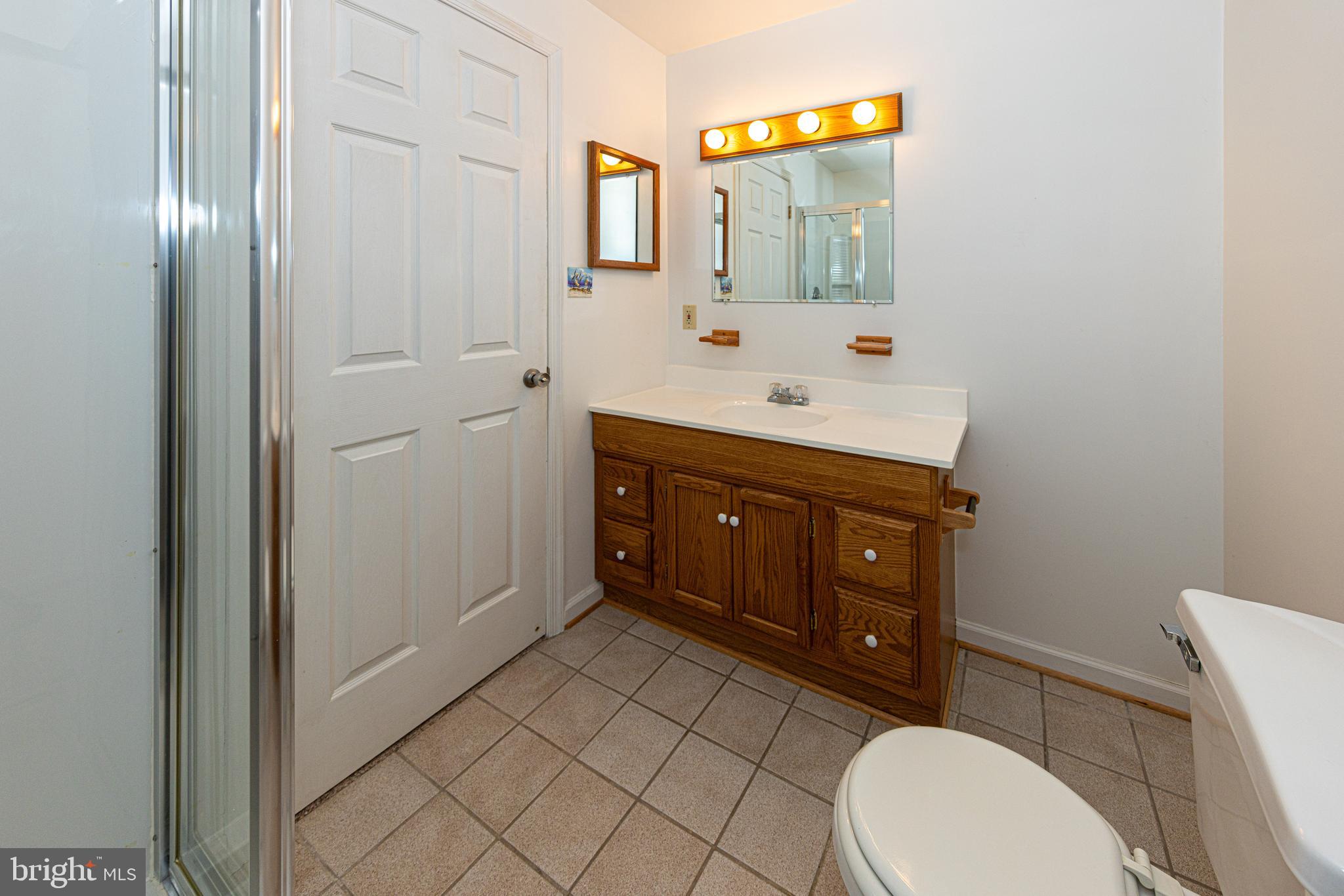 SOUTH RUN OAKS - Residential