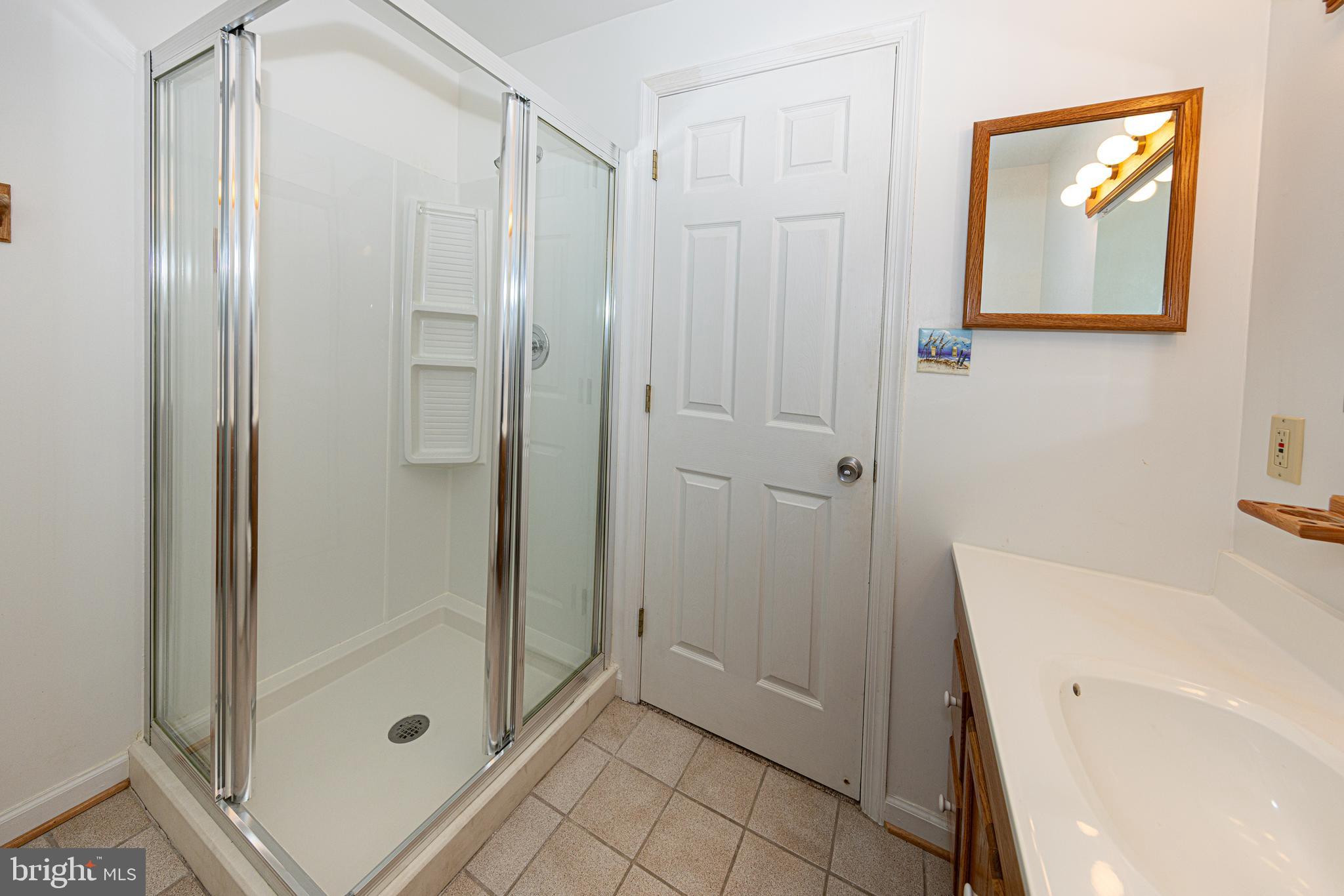 SOUTH RUN OAKS - Residential