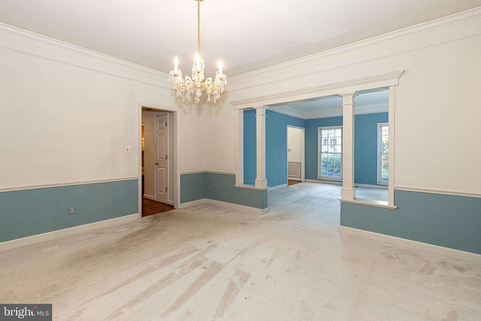 SOUTH RUN OAKS - Residential