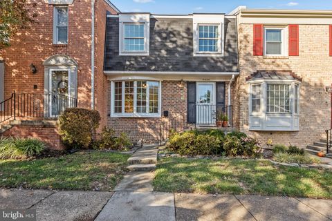 6620 ROSECROFT PLACE FALLS CHURCH VA 22043