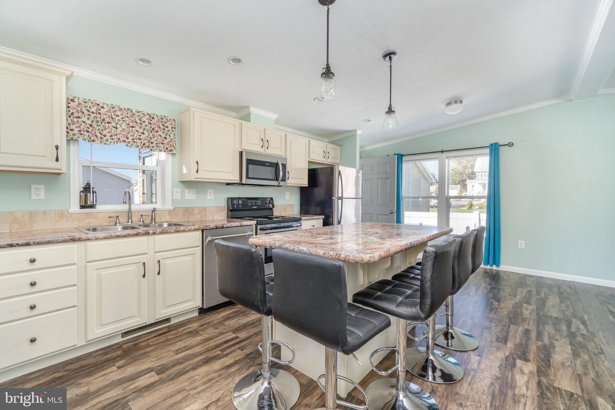 SHADOWSTONE VILLAGE - Residential