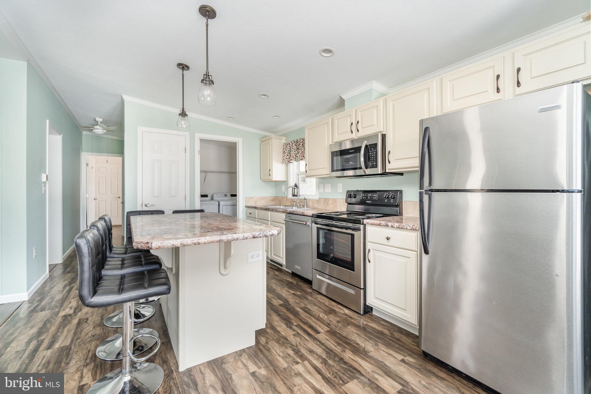 SHADOWSTONE VILLAGE - Residential