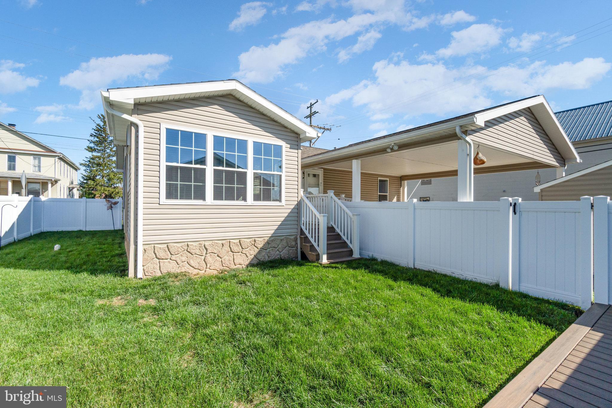 SHADOWSTONE VILLAGE - Residential