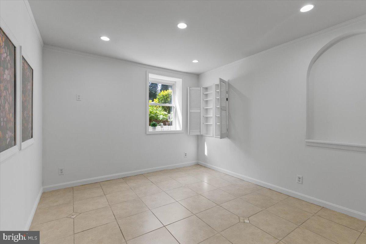 STAFFORD MEADOWS - Residential