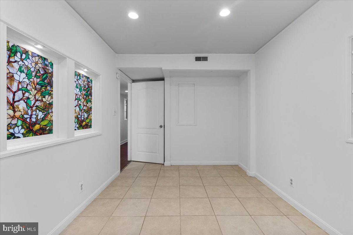 STAFFORD MEADOWS - Residential