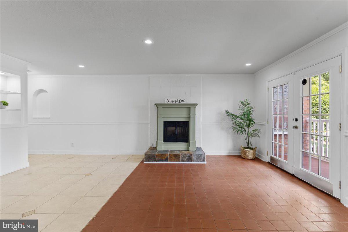 STAFFORD MEADOWS - Residential