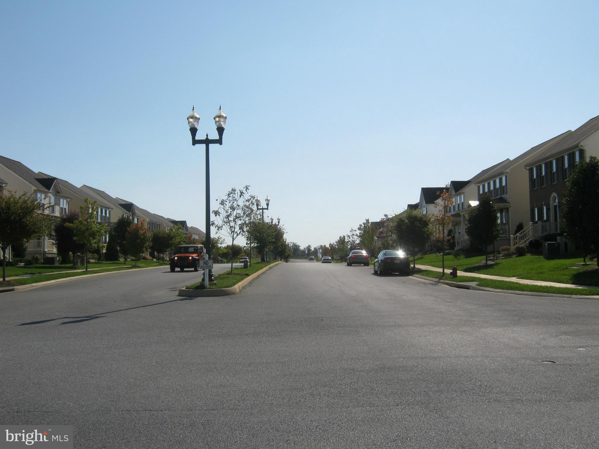 LAKELAND PLACE - Residential