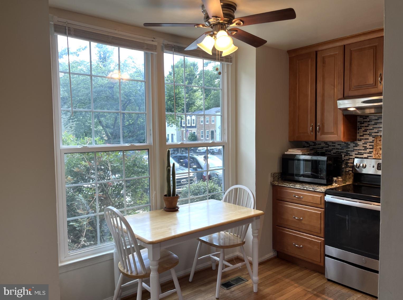 BURKE CENTRE - Residential Lease