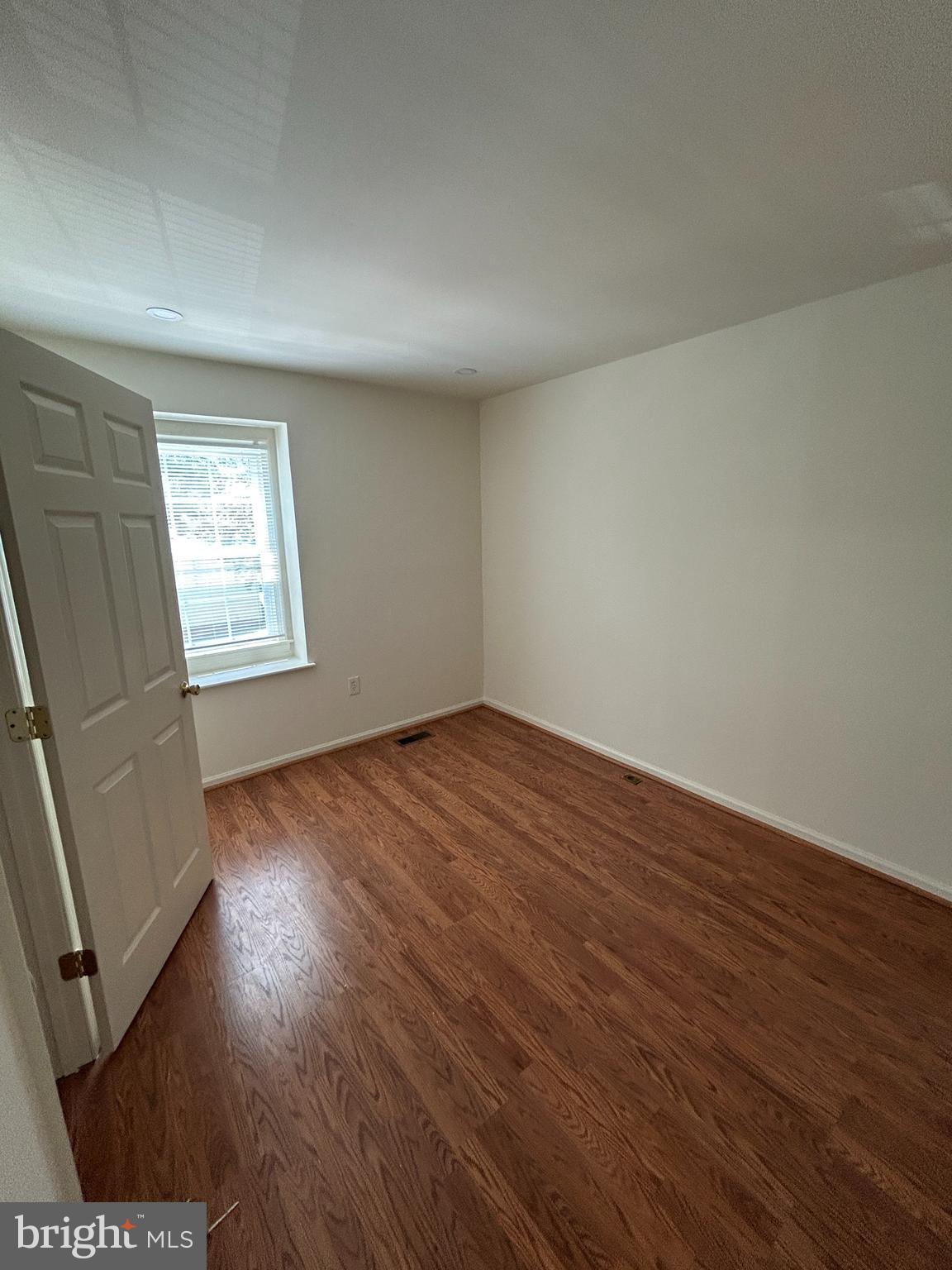 BURKE CENTRE - Residential Lease