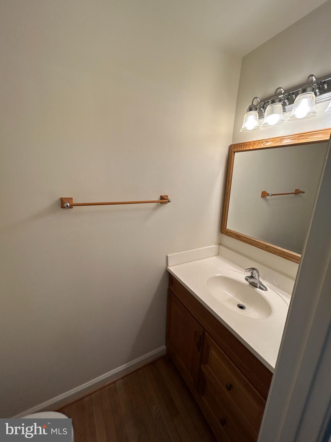 BURKE CENTRE - Residential Lease