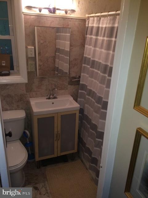 PARK  FAIRFAX - Residential Lease