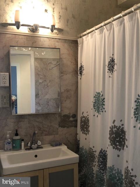 PARK  FAIRFAX - Residential Lease