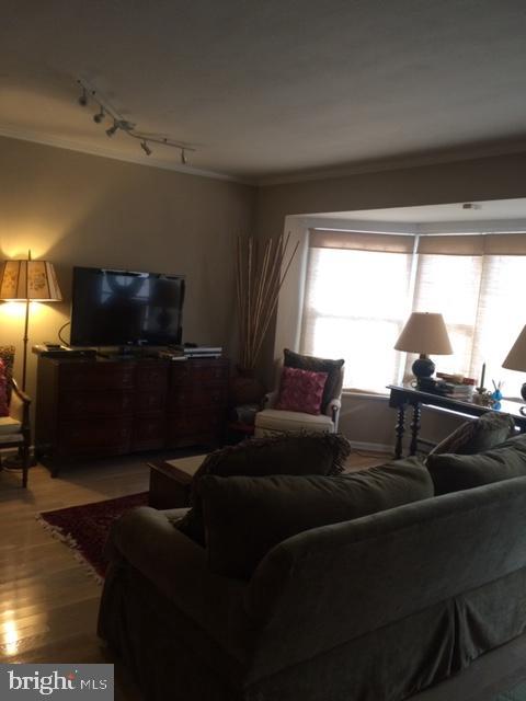 PARK  FAIRFAX - Residential Lease