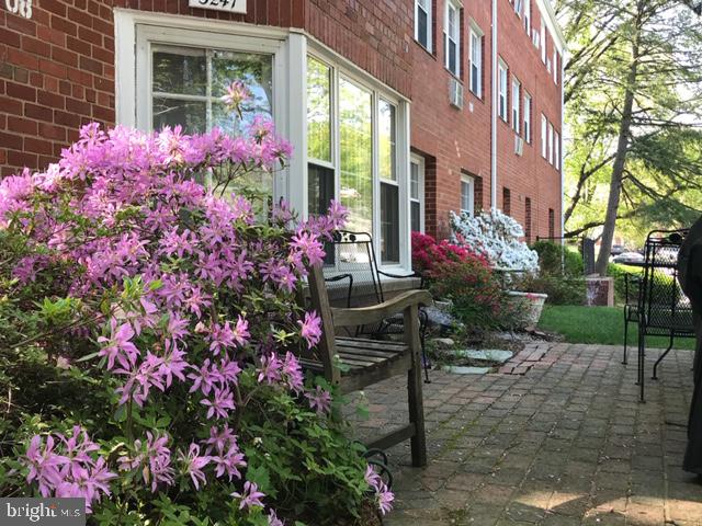 PARK  FAIRFAX - Residential Lease